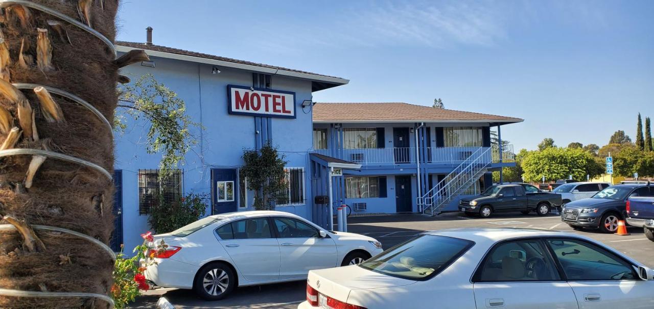 Valley Motel Concord Exteriér fotografie